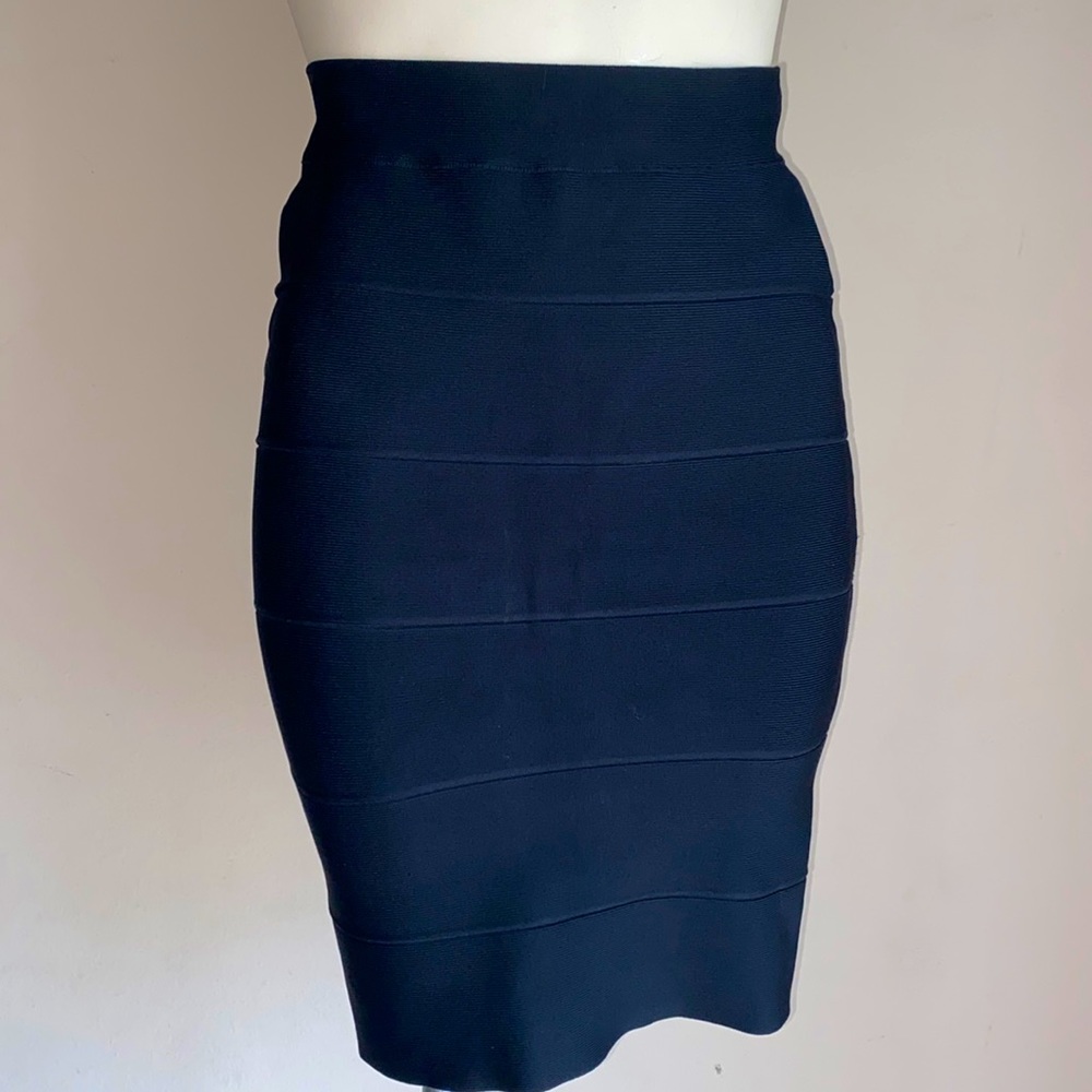 New bcbgmaxazria black bandage skirt small Black